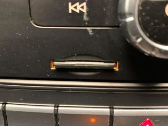 Mercedes-Benz A Class 1.6 A180 Sport Edition 7G-DCT (122 ps) - NAV - LEATHER - KEYLESS