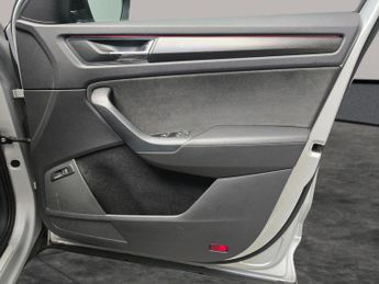 Skoda Kodiaq 1.5 TSI ACT SportLine DSG (7 Seat) (150 ps) - LED - SMARTLINK - 