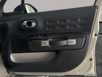 Citroen C3 1.2 PureTech PLUS EAT6 (110 ps) - BLUETOOTH - DIGITAL CLIMATE CO