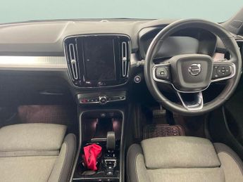Volvo XC40 1.5h T4 Recharge 10.7kWh Plus Plug-in (211 ps) - SENSUS SAT NAV