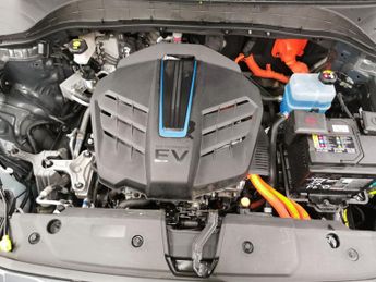 Hyundai Kona 64kWh Premium (10.5kW Charger) (204 ps) - NAV - HEATED LEATHER