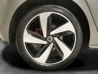 Volkswagen Polo 2.0 TSI GTI DSG (207 ps) - AMBIENT INTERIOR LIGHTING - AUTO HEAD