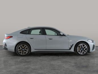 BMW i4 40 83.9kWh M Sport Gran Coupe eDrive (340 ps) - NAV - WIFI - BLU