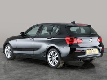 BMW 1 Series 1.5 118i Sport (136 ps) - AIR CON - KEYLESS START - AUTO HEADLIG