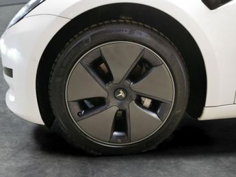 Tesla Model 3 Standard Range Plus RWD (241 bhp) - AUTO PARK - LED - REVERSE CA