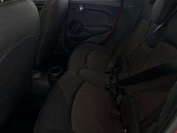 Mini Hatch 1.5 Cooper (136 ps) - PARK SENSORS - MINI EXCITEMENT PACK