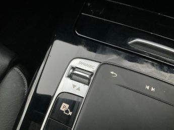 Mercedes-Benz CLA 2.0 CLA220 AMG Line Coupe 7G-DCT (190 ps) - HEATED SEATS - NAV