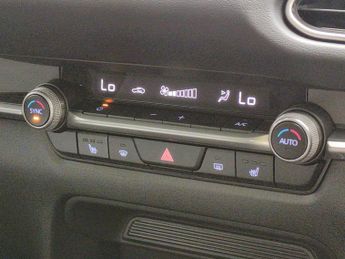 Mazda CX-30 2.0 e-SKYACTIV G MHEV SE-L Lux (122 ps) - REVERSE CAM - NAV - HE