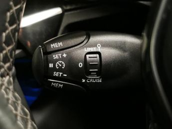 Peugeot 3008 1.2 PureTech Allure EAT (130 ps) - CLIMATE CONTROL - SPEED LIMIT