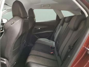 Peugeot 3008 1.2 PureTech Allure EAT (130 ps) - CLIMATE CONTROL - SPEED LIMIT