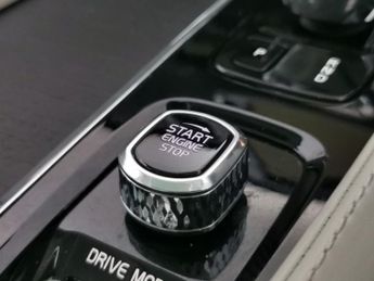 Volvo XC90 2.0h T8 Twin Engine 11.6kWh Inscription Pro Plug-in 4WD (390 ps)