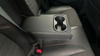 Toyota Corolla 1.8 VVT-h Excel CVT (122 ps) - NAV - BLUETOOTH - PARK SENSORS