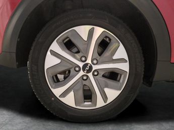 Kia Niro 39kWh 2 (134 bhp) - 17IN ALLOYS - AIR CON - PARK SENSORS