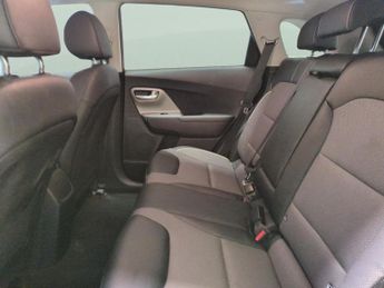 Kia Niro 39kWh 2 (134 bhp) - 17IN ALLOYS - AIR CON - PARK SENSORS
