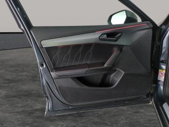 Cupra Formentor 1.5 TSI V2 DSG (150 ps) - LED - REVERSE CAM - NAV