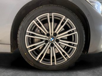 BMW 3 Series 2.0 330e 12kWh M Sport Plug-in xDrive (292 ps) - SUN PROTECTION 