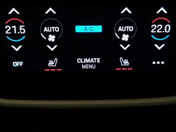 Porsche Taycan Performance Plus 93.4kWh Turbo S 4WD (11kW Charger) (761 ps) - P