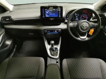 Toyota Yaris 1.5 VVT-h Icon E-CVT (116 ps) - WIFI - BLUETOOTH - DRIVING MODES