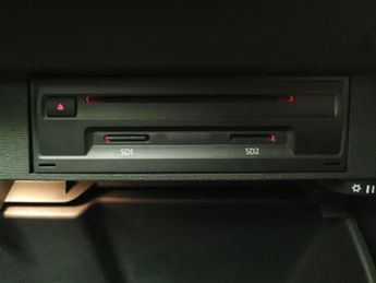 Volkswagen Tiguan 2.0 TDI SE Navigation DSG (150 ps) - BLUETOOTH - PARK SENSORS