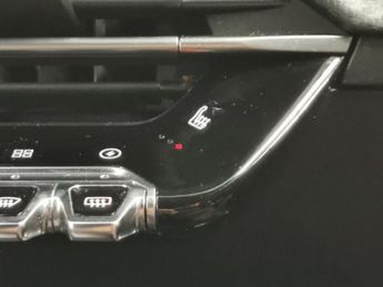 Peugeot E-2008 50kWh GT (7kW Charger) (136 ps) - BLIND SPOT ASSIST - BLUETOOTH