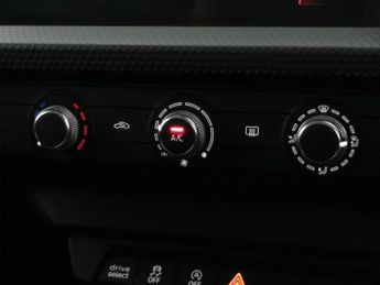 Audi A1 1.5 TFSI 35 Sport Sportback S Tronic (150 ps) - DRIVING MODES