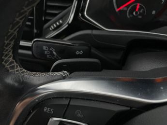 Volkswagen T-Roc 1.5 TSI EVO Black Edition DSG (150 ps) - SAT NAV - WIFI - BLUETO