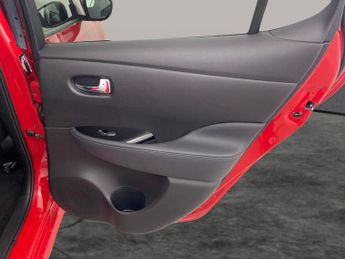 Nissan Leaf 40kWh N-Connecta (150 ps) - HEAT PACK - INTELLIGENT LANE INTERVE