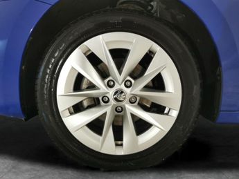 Skoda Octavia 2.0 TDI SE L DSG (150 ps) - SMARTLINK - HEATED SEATS - BLUETOOTH