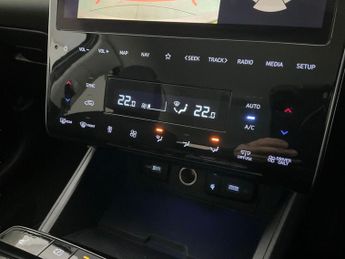 Hyundai Tucson 1.6 h T-GDi 13.8kWh Premium Plug-in 4WD (265 ps) - REVERSE CAM