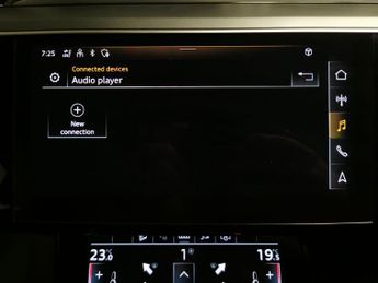 Audi e-tron 55 Technik quattro 95kWh (11kW Charger) (408 ps) - ADJUSTABLE SU