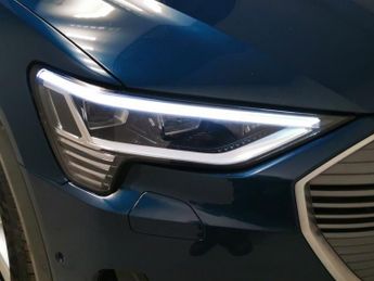 Audi e-tron 55 Technik quattro 95kWh (11kW Charger) (408 ps) - ADJUSTABLE SU