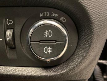 Vauxhall Corsa 1.2 Turbo SRi (130 ps) - PADDLE SHIFT - 17IN ALLOYS - AIR CON