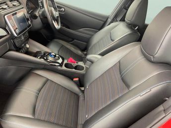 Nissan Leaf 40kWh N-Connecta (150 ps) - HEAT PACK - INTELLIGENT LANE INTERVE