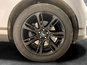 Land Rover Range Rover Velar 2.0 D200 MHEV Edition 4WD (204 ps) - MERIDIAN AUDIO - NAV - HEAT