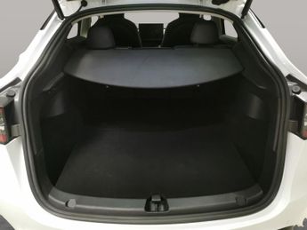 Tesla Model Y (Dual Motor) Long Range 4WDE (384 bhp) - HEATED STEERING