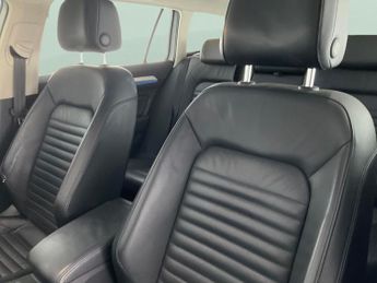 Volkswagen Passat 1.4 TSI GTE Advance Plug-in DSG (218 ps) - PAN ROOF - PRO NAV