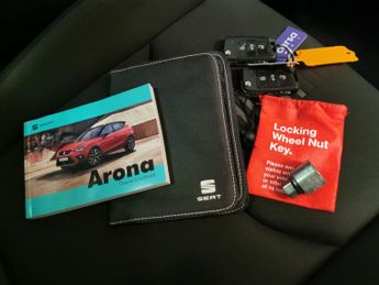 Seat Arona 1.0 TSI FR Red Edition DSG (110 ps) - CLIMATE CONTROL - PRIVACY 