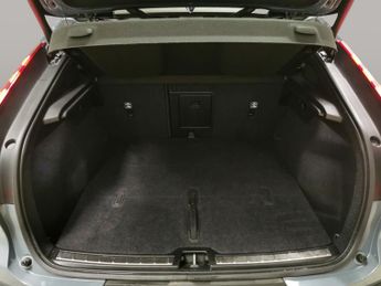 Volvo C40 Recharge 69kWh Plus (231 ps) - LED - NAV - HEATED STEERING