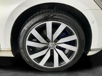 Volkswagen Passat 1.4 TSI GTE Advance Plug-in DSG (218 ps) - PAN ROOF - PRO NAV