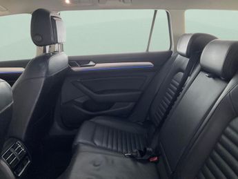 Volkswagen Passat 1.4 TSI GTE Advance Plug-in DSG (218 ps) - PAN ROOF - PRO NAV