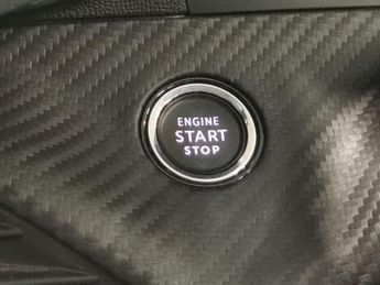 Peugeot E-208 50kWh Allure (136 ps) - SPEED LIMIT RECOG - DRIVING MODES - HALF