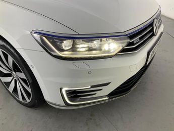 Volkswagen Passat 1.4 TSI GTE Advance Plug-in DSG (218 ps) - PAN ROOF - PRO NAV