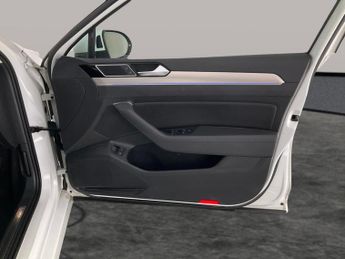 Volkswagen Passat 1.4 TSI GTE Advance Plug-in DSG (218 ps) - PAN ROOF - PRO NAV