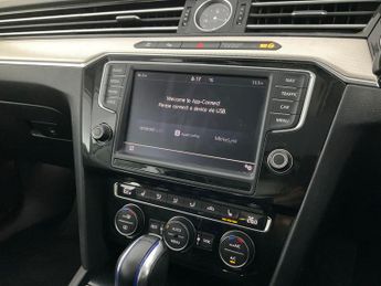 Volkswagen Passat 1.4 TSI GTE Advance Plug-in DSG (218 ps) - PAN ROOF - PRO NAV