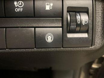 Nissan Leaf 39kWh N-Connecta (150 ps) - LANE DEPARTURE  - BLUETOOTH - PARK S