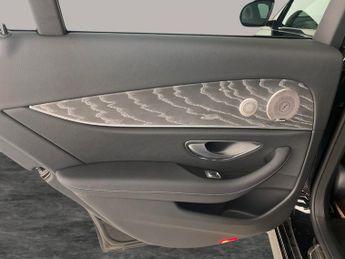 Mercedes-Benz E Class 2.0 E300dh MHEV AMG Line Night Edition (Premium Plus) G-Tronic+ 