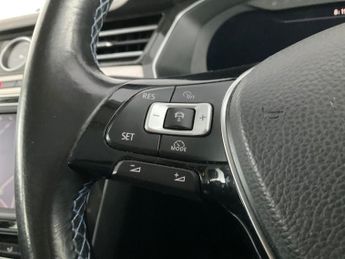 Volkswagen Passat 1.4 TSI GTE Advance Plug-in DSG (218 ps) - PAN ROOF - PRO NAV