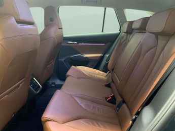 Skoda Enyaq 82kWh 80 (204 ps) - BLUETOOTH - 19IN ALLOYS - CLIMATE CONTROL