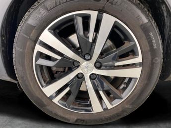 Peugeot 3008 1.6 13.2kWh GT Plug-in e-EAT (225 ps) - BLIND SPOT ASSIST - LANE