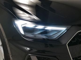 Audi A1 1.0 TFSI 25 S line Sportback S Tronic (95 ps) - 17IN ALLOYS - AI